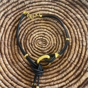 Chic Black and Gold Necklace